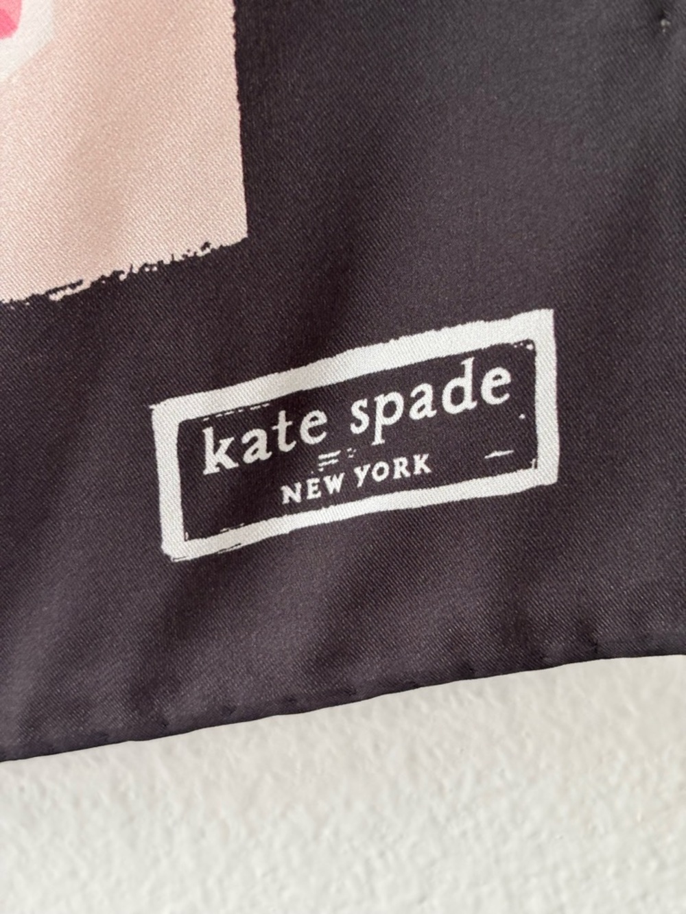 Kate Spade New York "Things We Love" Scarf NWT silk square Shopping Bags Design - Picture 5 of 6